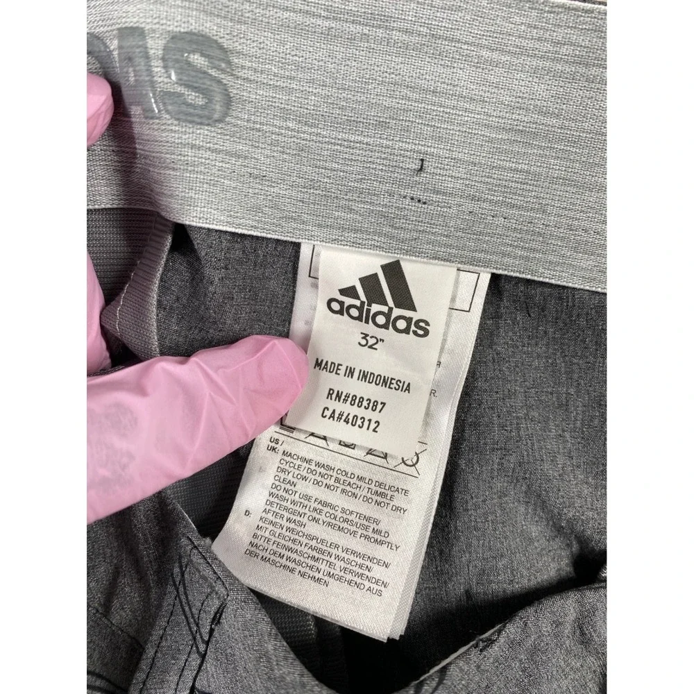 Adidas FJ9868 Ultimate365 Striped Golf Shorts Mens 32 Gray Heathered Stretch